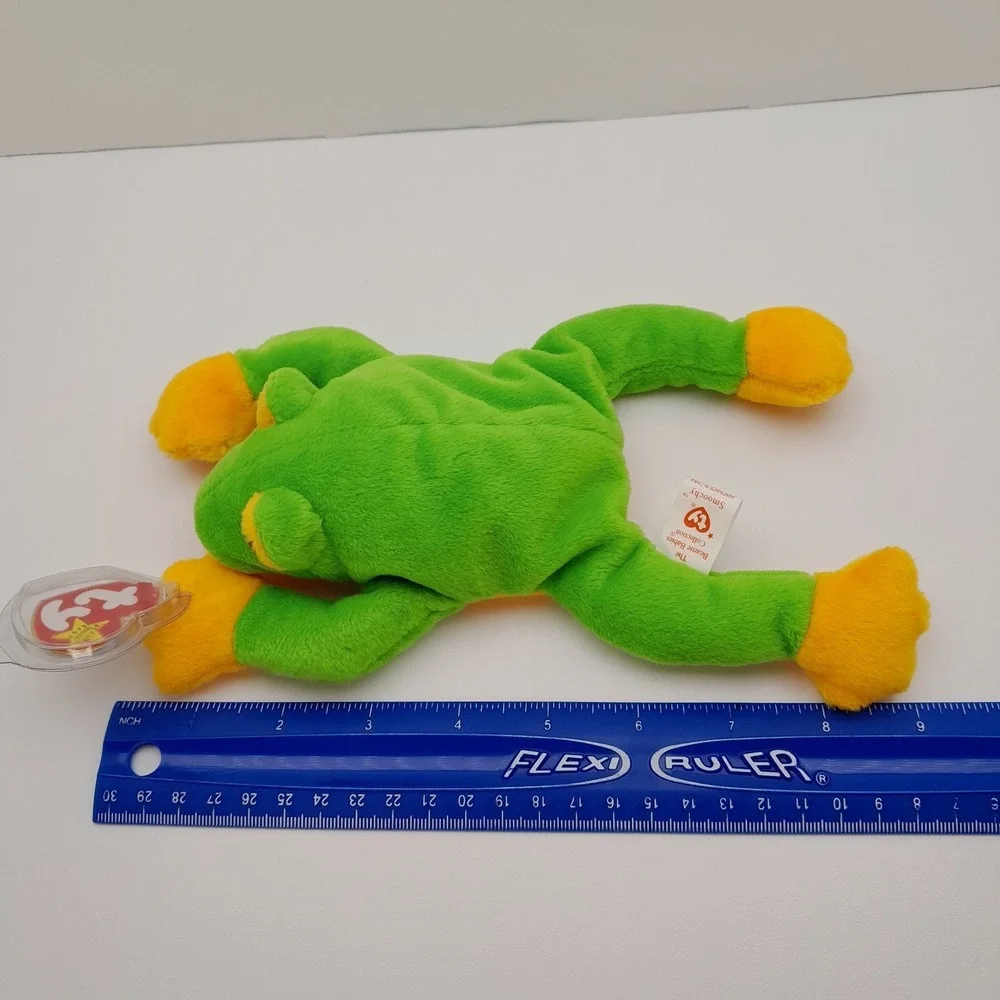 Ty Beanie Baby - SMOOCHY the Frog (8 Inch) NEW MWMTs Plush Stuffed Animal Toy